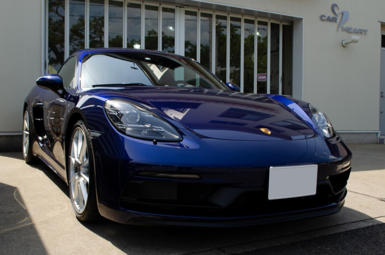【スモーク断熱フィルム、コーティング】PORSCHE 718 cayman GTS 4.0 ゲンチアンブルーメタリック