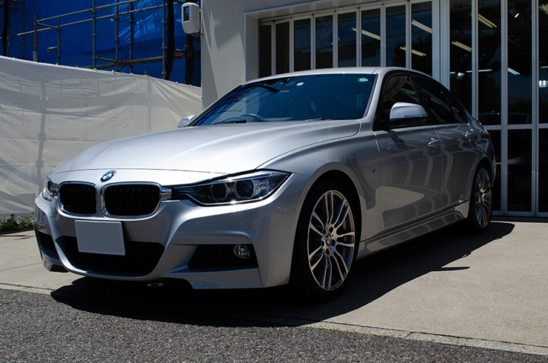2014年式 BMW F30 グレイシャーシルバー メタリック