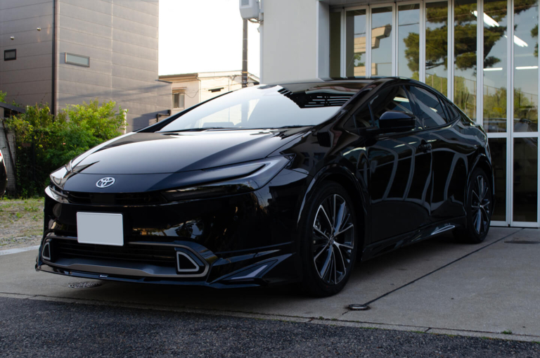 【スモーク断熱フィルム、コーティング】TOYOTA PRIUS 60系 アティチュードブラックマイカ(218)