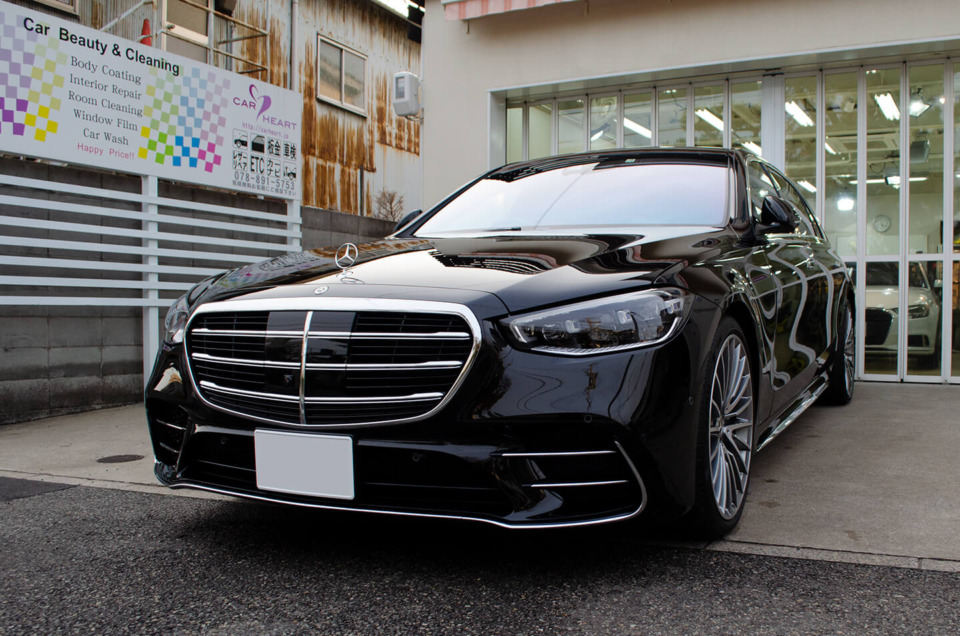 コーティング施工したMercedes-Benz S500 4MATIC long First Edition (AMGラインベース) オブシディアンブラック