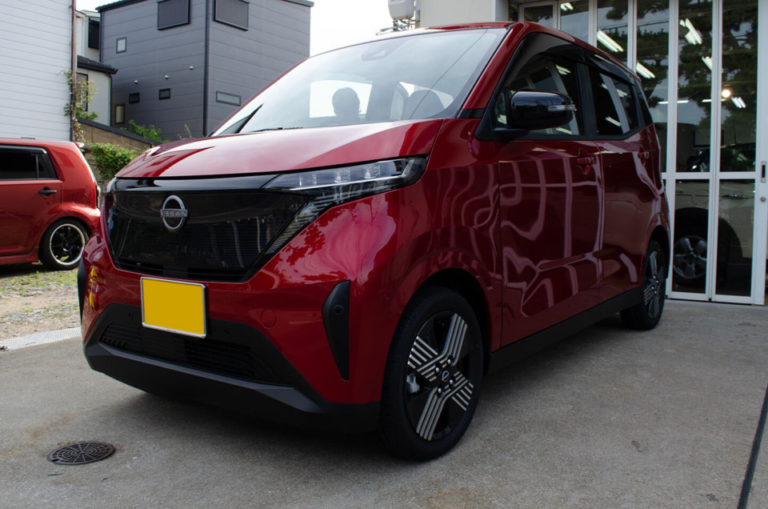 日産 SAKURA
