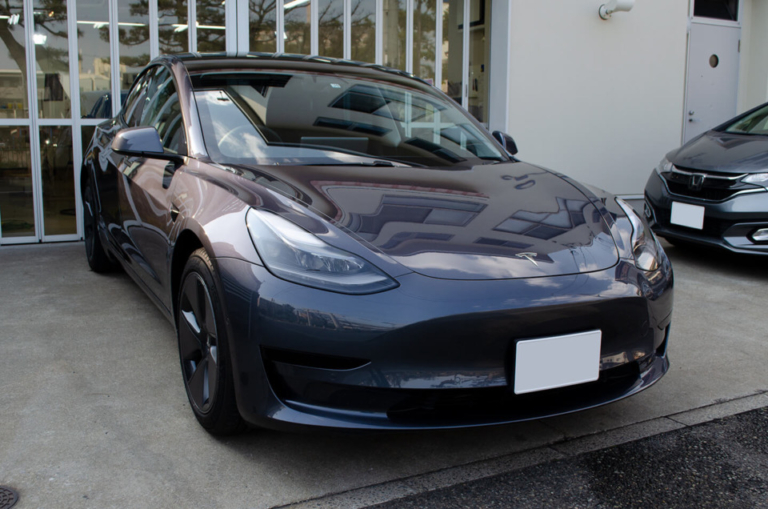【スモーク断熱フィルム】TESLA MODEL 3 ミッドナイト シルバー メタリック