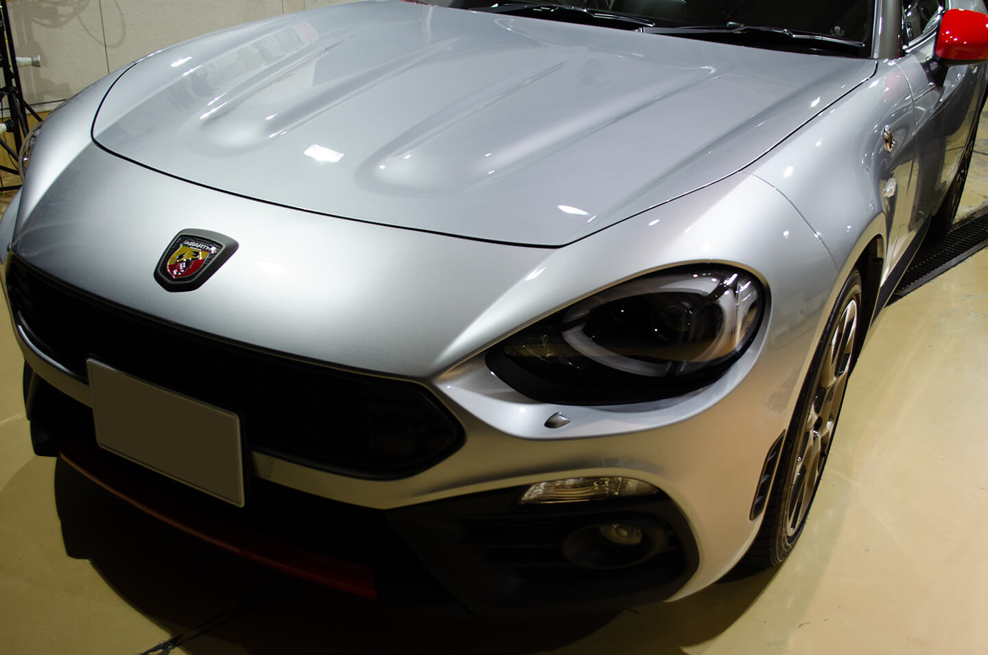 コーティングを施工したABARTH 124 Spider GRIGIO PORTOGALLO 1974