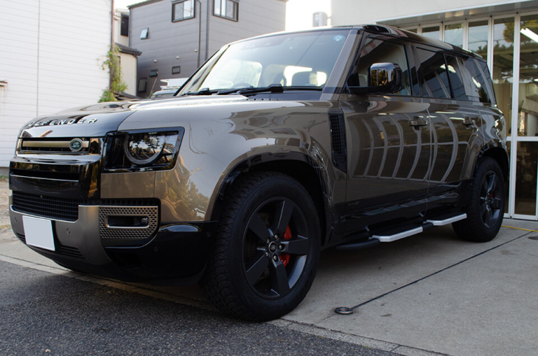 LAND ROVER DEFENDER 110
