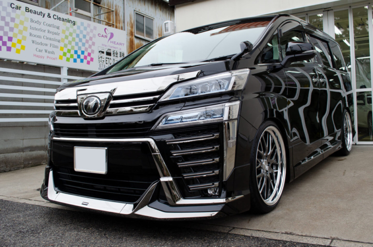 【カーフィルムなど】トヨタ ヴェルファイア 202ブラック