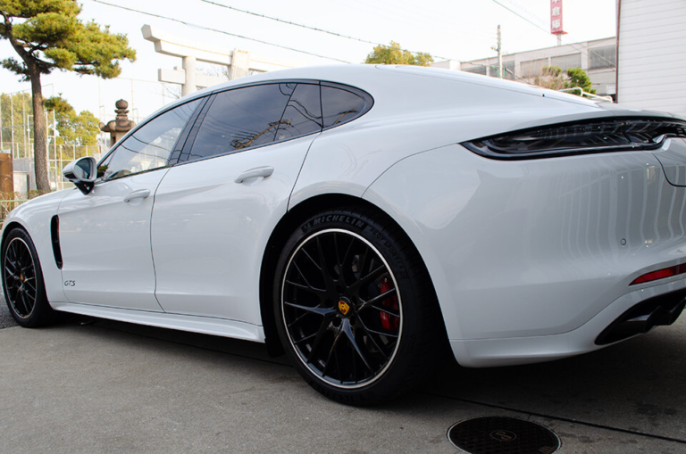 【プロテクションフィルム】PORSCHE Panamera GTS