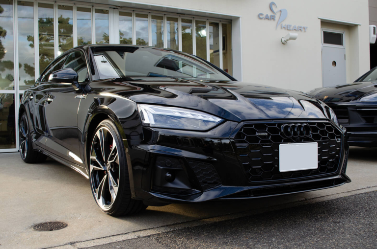 Audi A5 ミトスブラックメタリック