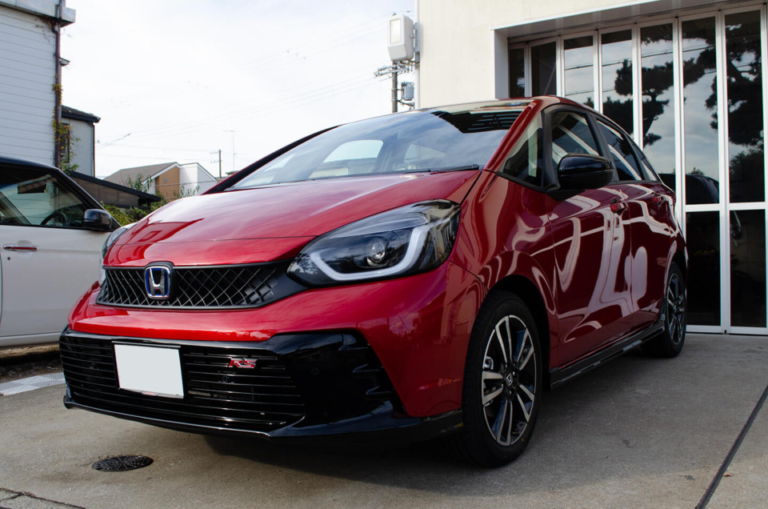 HONDA FIT RS プレミアムクリスタルレッド