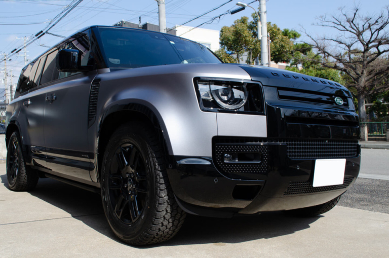 LANDROVER DEFENDER 130 ハクバシルバー