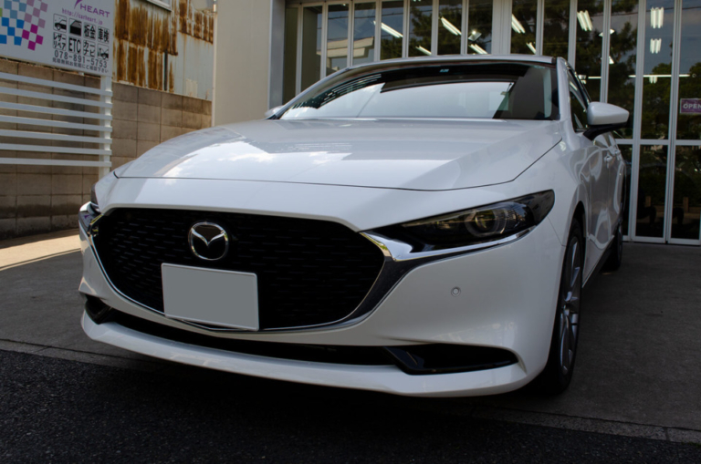 【プロテクションフィルム、コーティング】MAZDA3 セダン スノーフレイクホワイトパールマイカ