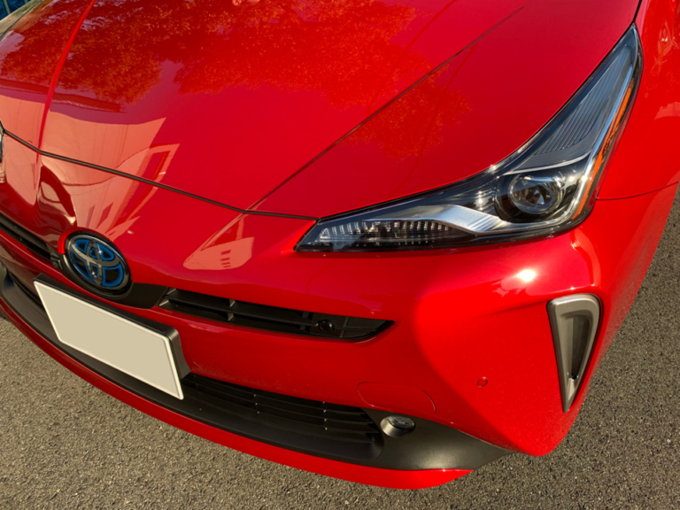 【スマホで撮影】トヨタ プリウス ZVW51 エモーショナルレッドⅡ〈3U5〉