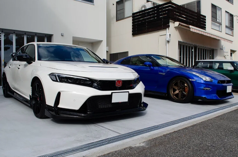 HONDA CIVIC TYPE R (FL5型) チャンピオンシップホワイト