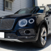 フロントガラスにプロテクションフィルム ARMORTEKを施工したBentley Bentayga
