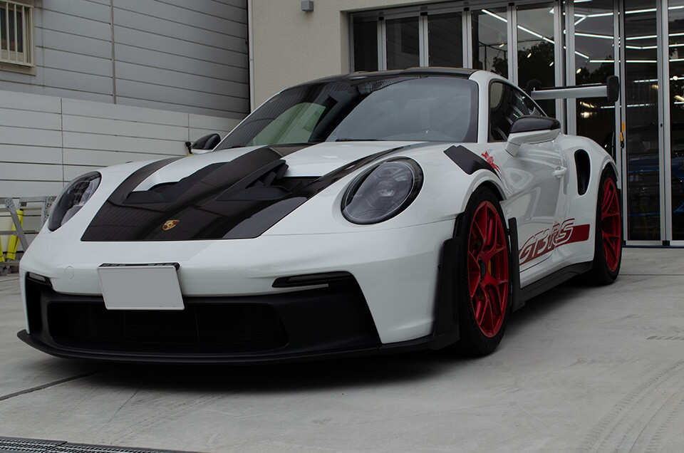 フロントガラス、フロント周りにプロテクションフィルムを施工したPORSCHE 911 GT3 RS (Type 992.1)