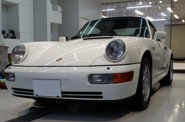 PORSCHE 911 Type 964 グランプリホワイト