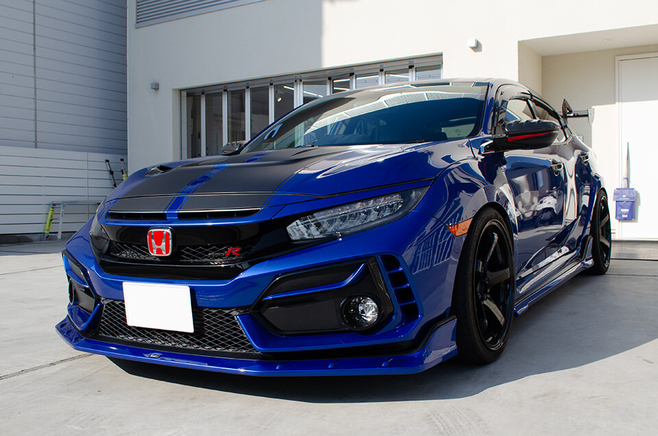 スポーツストライプを施工したFK8 シビック タイプ R