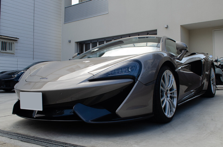 McLaren 570S