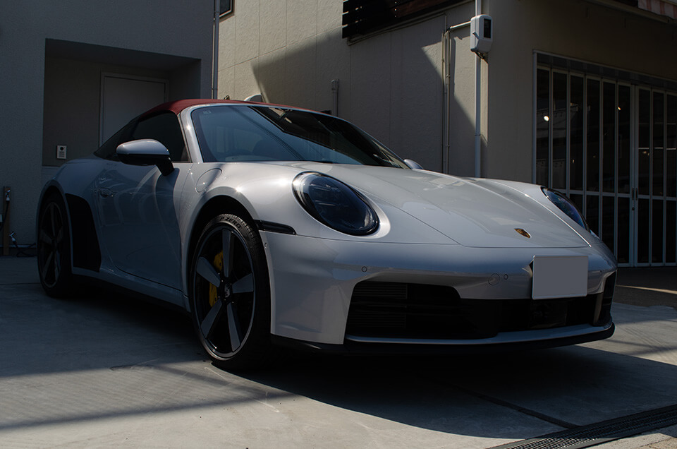 フロント周りやリアフェンダーにプロテクションフィルムを施工したPORSCHE 911 Targa 4S Type 992.2