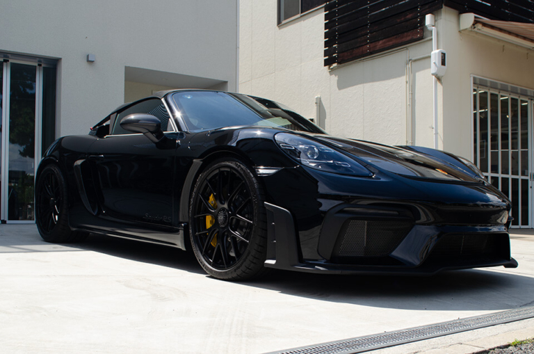 PORSCHE 718 Spyder RS