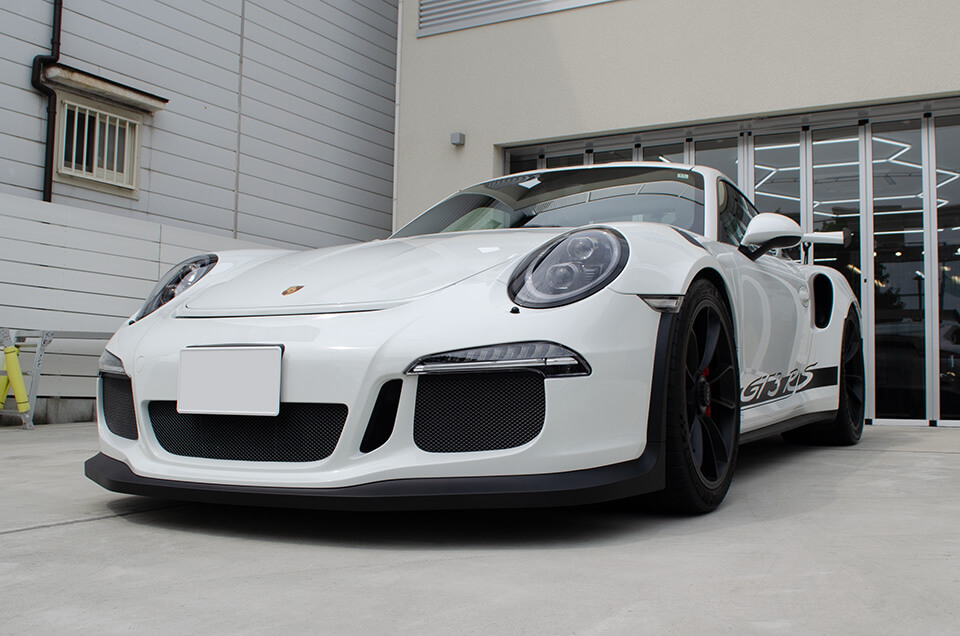 フロント周りにプロテクションフィルムを施工したPORSCHE 911 GT3 RS Type 991.1