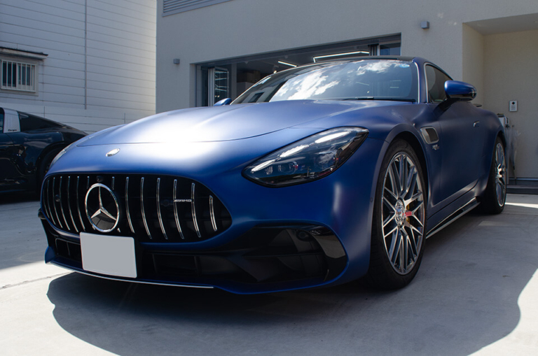 Mercedes-AMG GT43 coupé  スペクトラルブルーマグノ