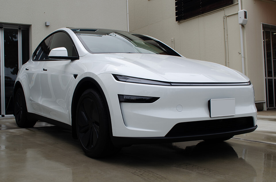 プロテクションフィルムを施工したTESLA Model Y