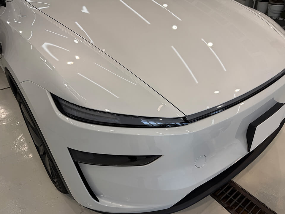 プロテクションフィルムを施工したTESLA Model Y