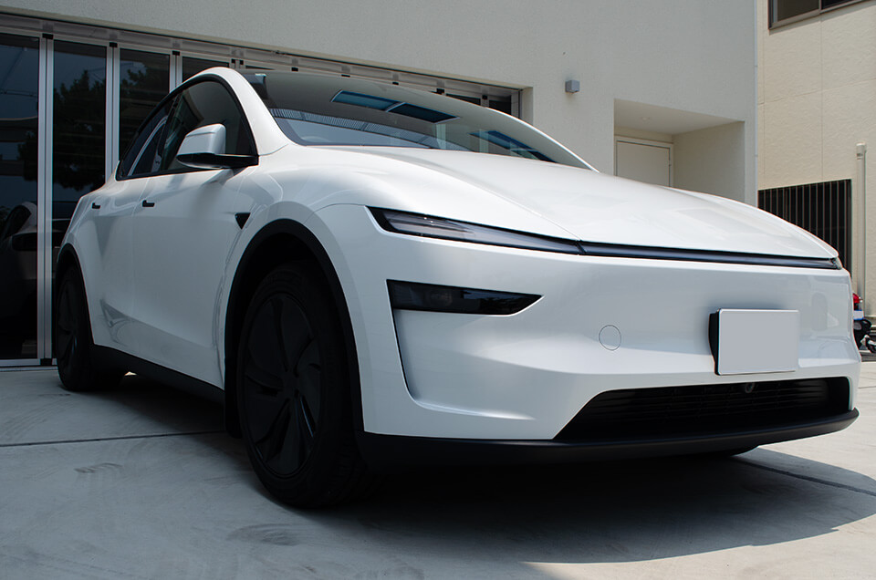 プロテクションフィルムを施工したTESLA Model Y