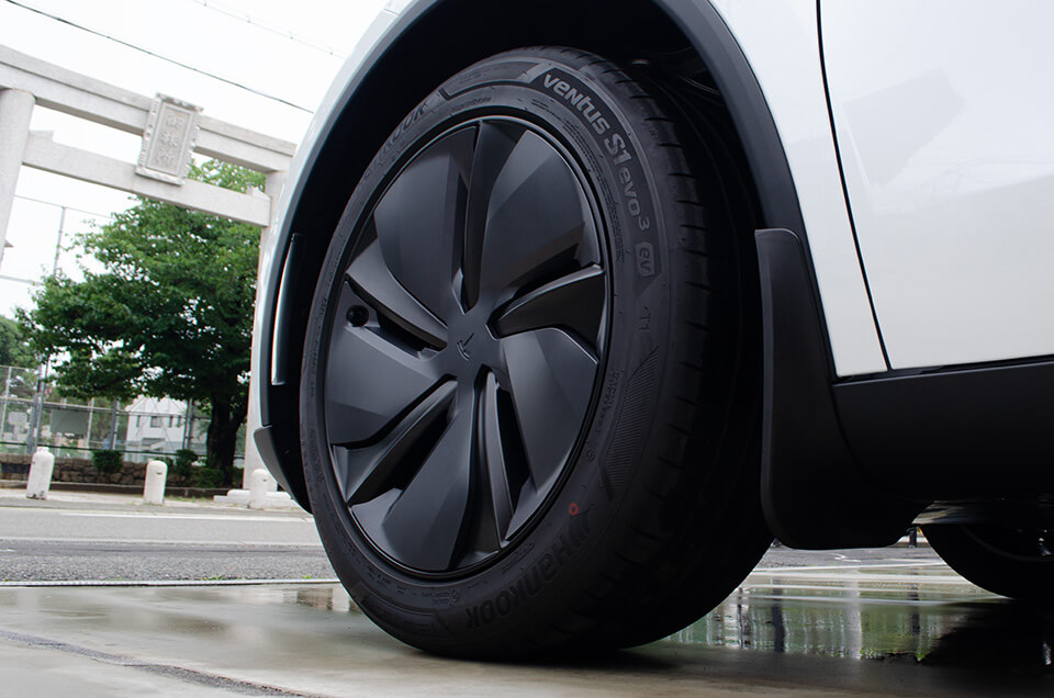 プロテクションフィルムを施工したTESLA Model Y