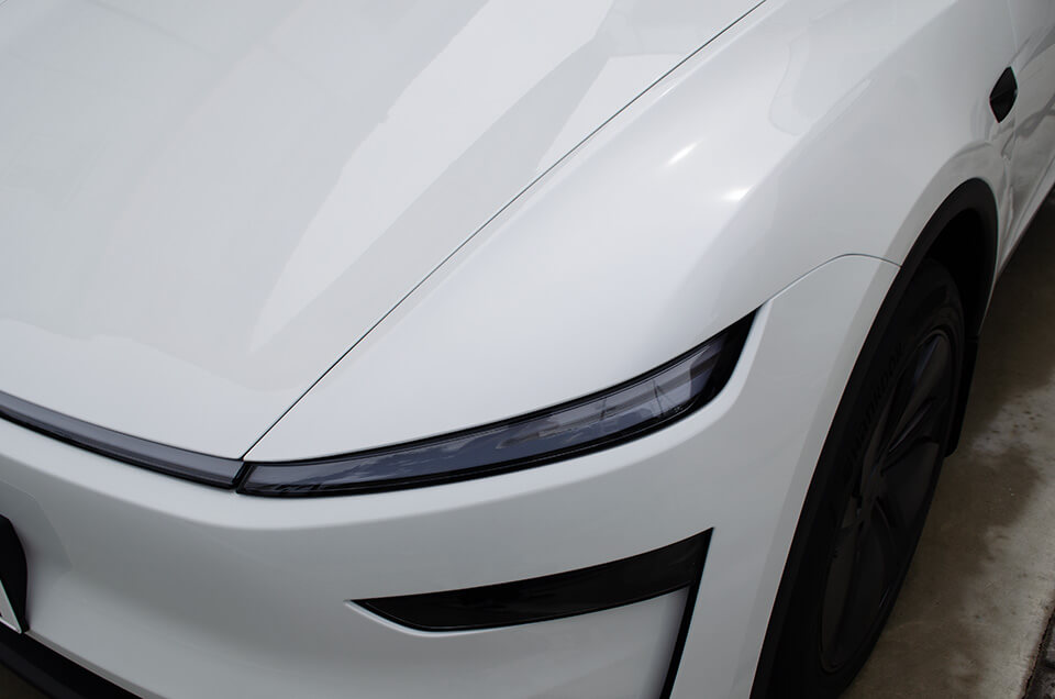 プロテクションフィルムを施工したTESLA Model Y